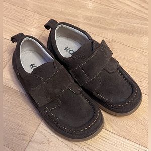 Boys Kai by See Kai Run Brown Suede Shoes with Velcro Strap, Size 10.5 NWOT